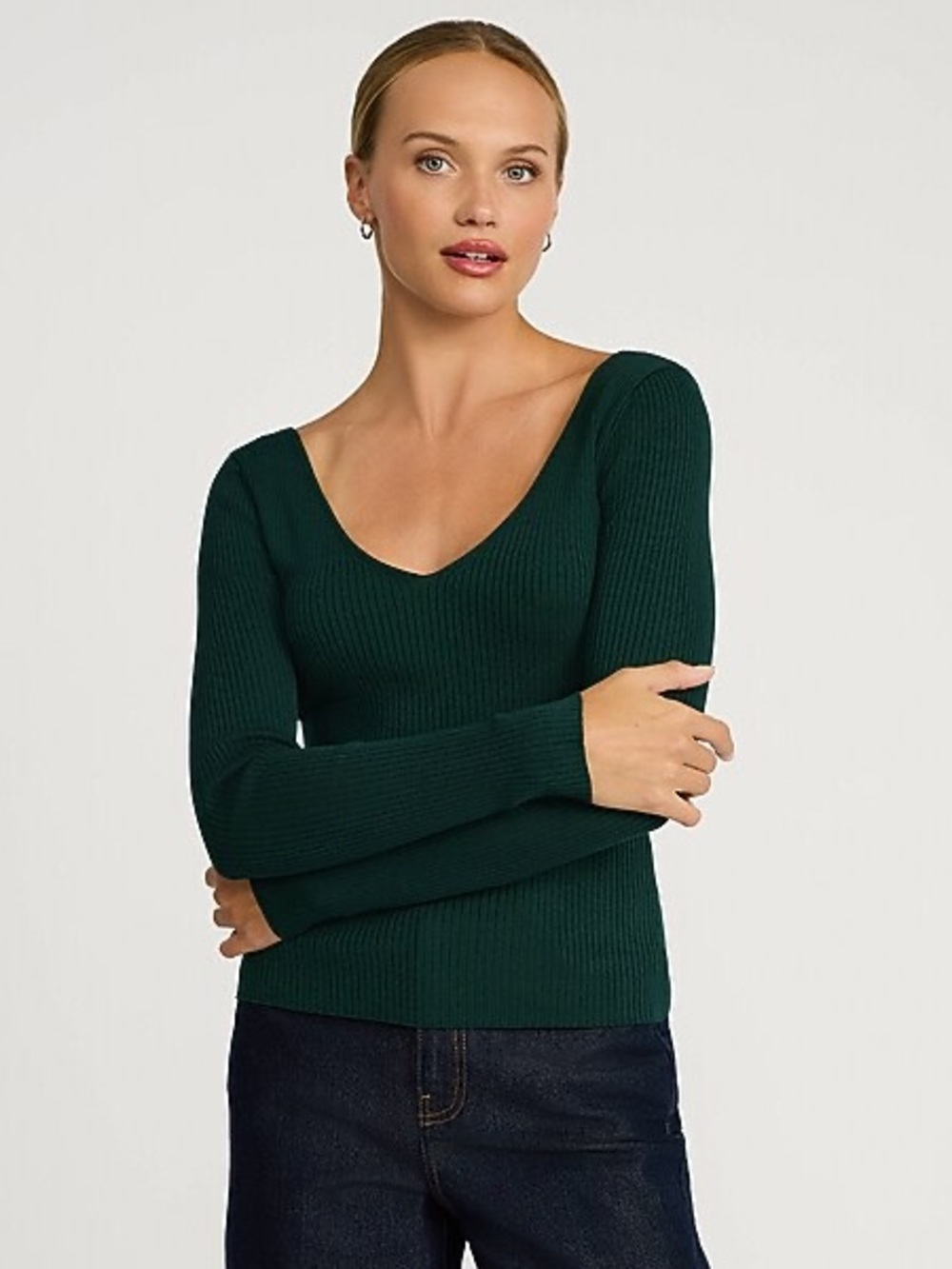 Express Women's Forest Green Ribbed V-Neck Sweater